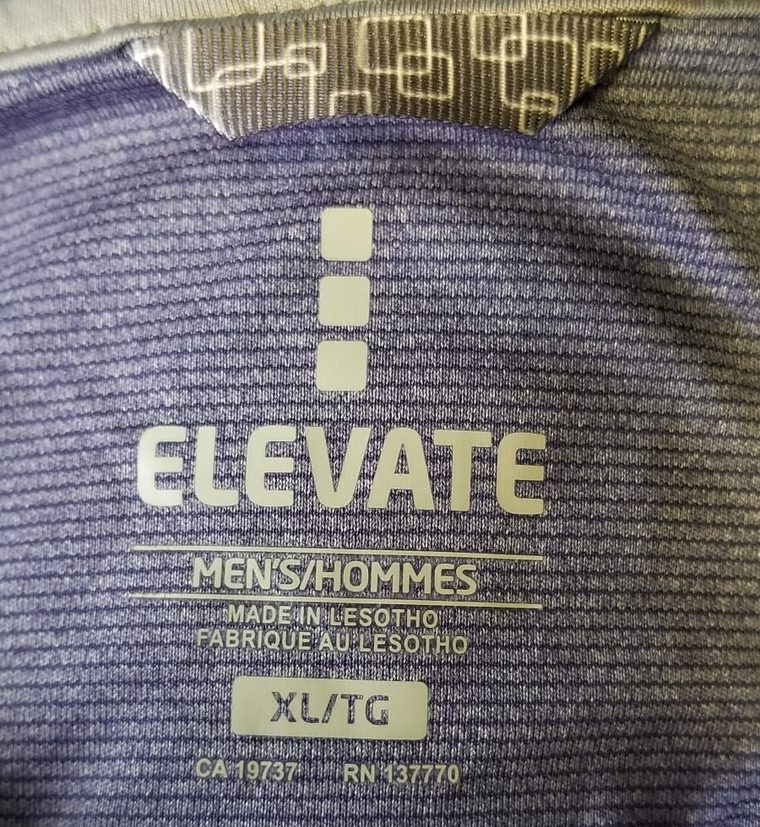 Elevate collar print reading MEN'S/HOMMES, size XL/TG, CA 19737 and RN 137770